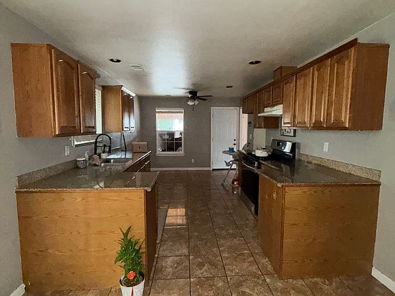 2nd image of 340 Blain Ave