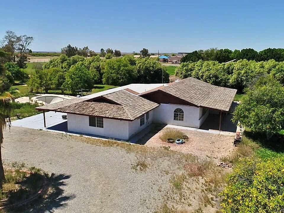 1st image of 3425 W County Road 16 #1/2