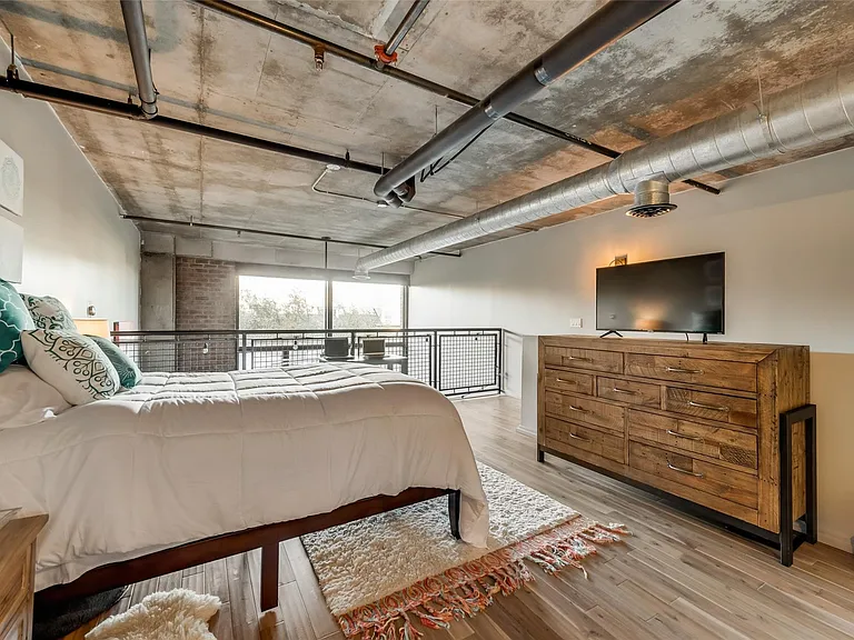 3110 Thomas Ave #309 — Photo 11