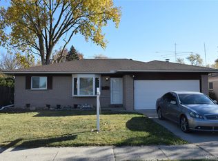 15143 Westlake St, Taylor, MI 48180