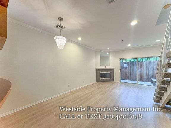 2nd image of 1457 Centinela Ave APT 6