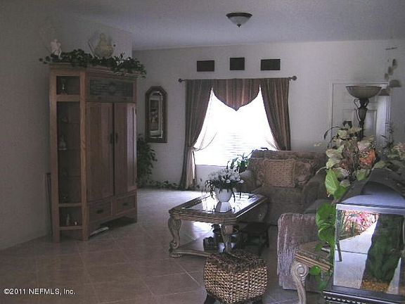 3rd image of 206 Northbridge Ct