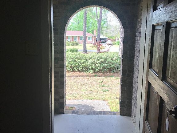 5th image of 6510 Shawn Dr