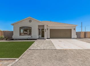 4561 E Red Bird Ln, San Tan Valley, AZ 85140