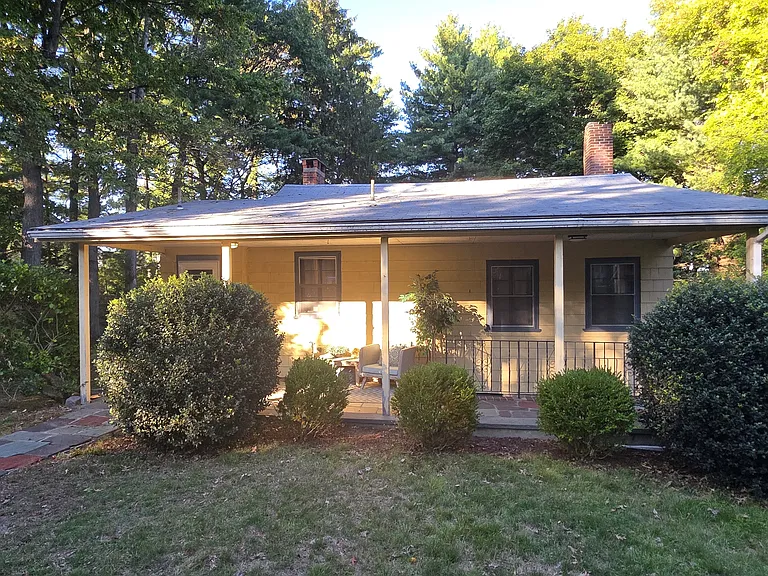 50 Oak Rd — Photo 23