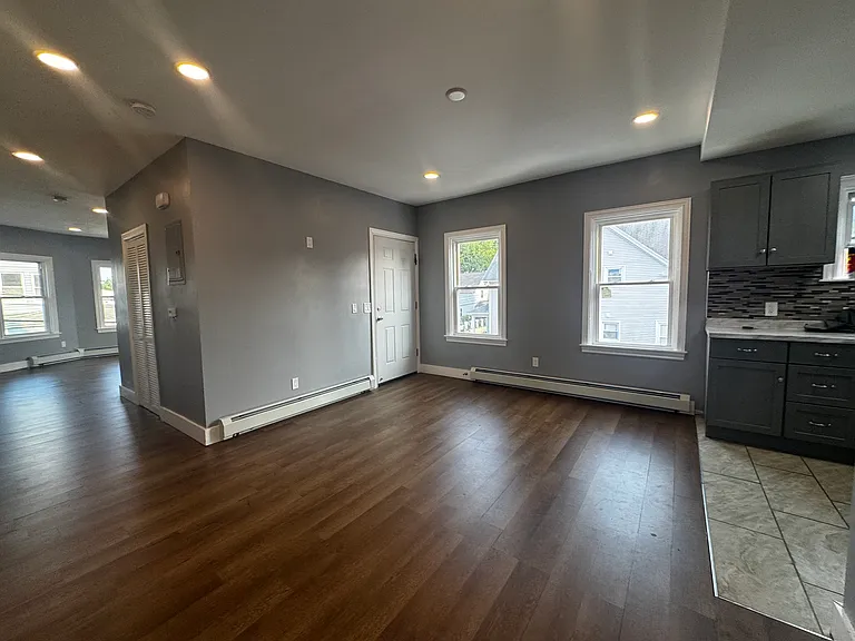31 Ida St #2 — Photo 4