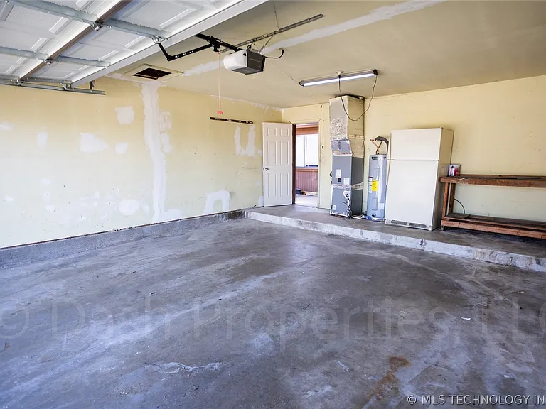 5104 S 75th East Ave — Photo 68