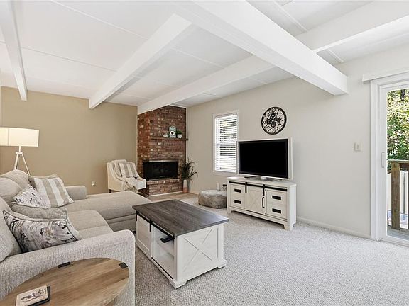 4th image of 6513 W 49th St