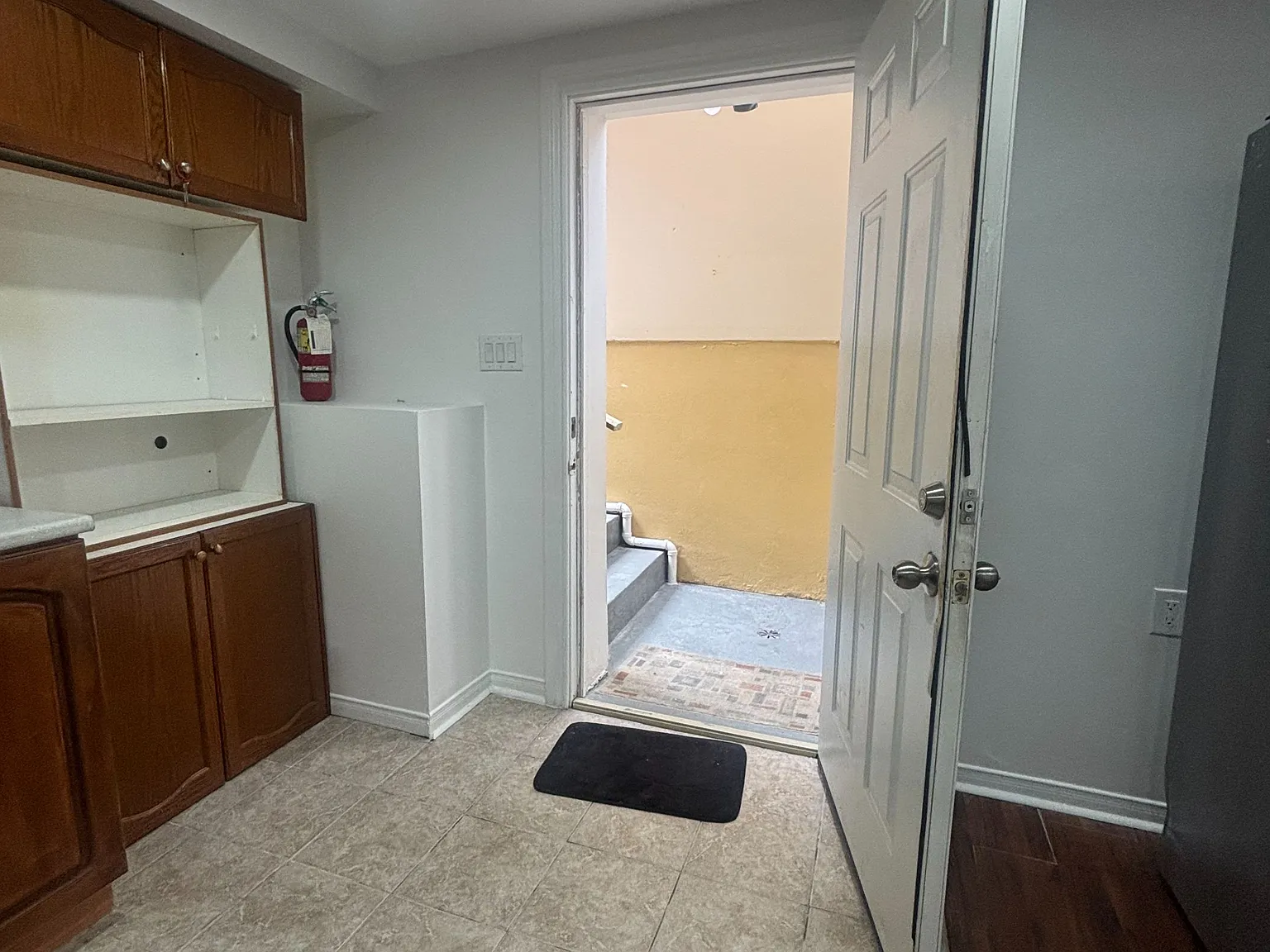 2 bed, $1,799 — Photo 2