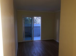 548 Hartnell Ave APT 2, Redding, CA 96002