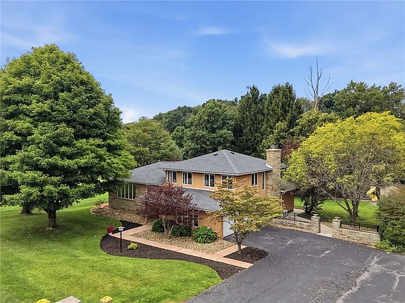 2nd image of 56 Valley Rd