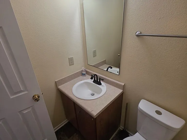 10856 Emery Dr — Photo 14