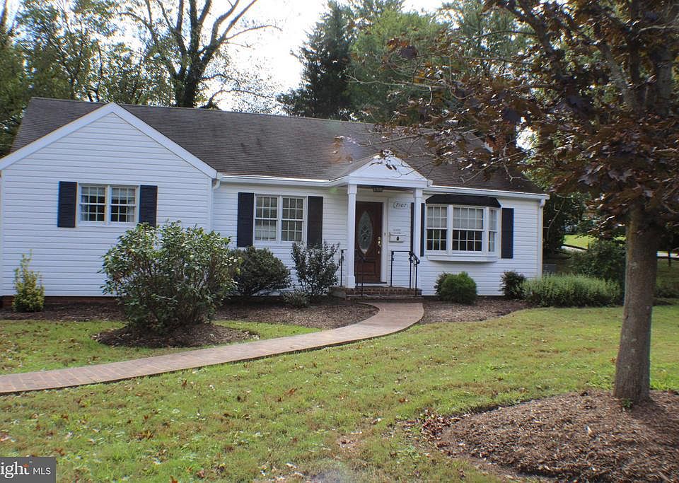 1st image of 7110 Eastman Dr
