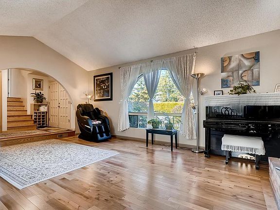 3rd image of 19215 8th Ave NW