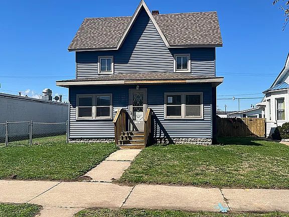 1st image of 1311 Caledonia St