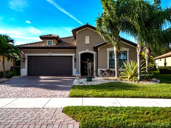 453 SE Bancroft Court, Port St Lucie, FL 34984