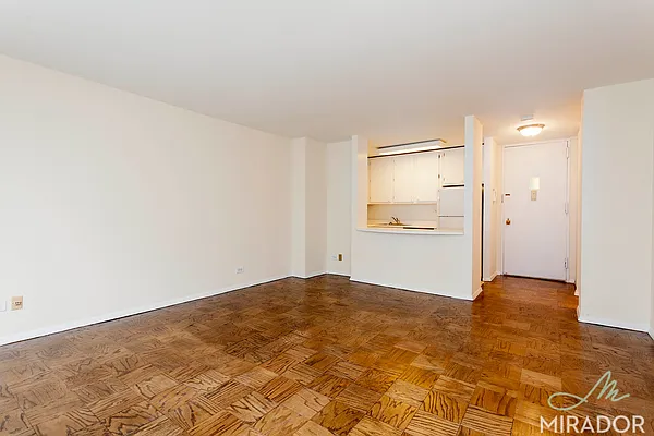 Rented by Mirador Real Estate | media 20