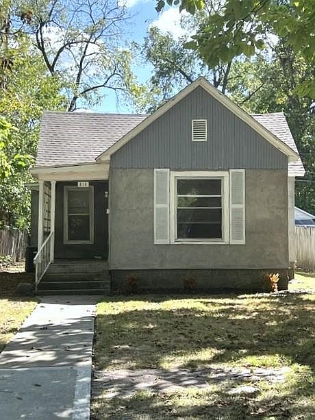 1st image of 313 W Forest St
