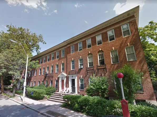 118 University Rd APT 3, Brookline, MA 02445