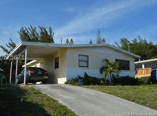 1142 W 25th St, Riviera Beach, FL 33404