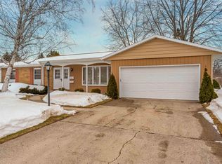 932 N Holden St, Port Washington, WI 53074