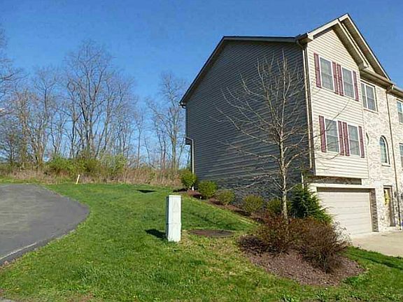 2nd image of 601 Spring Run Dr