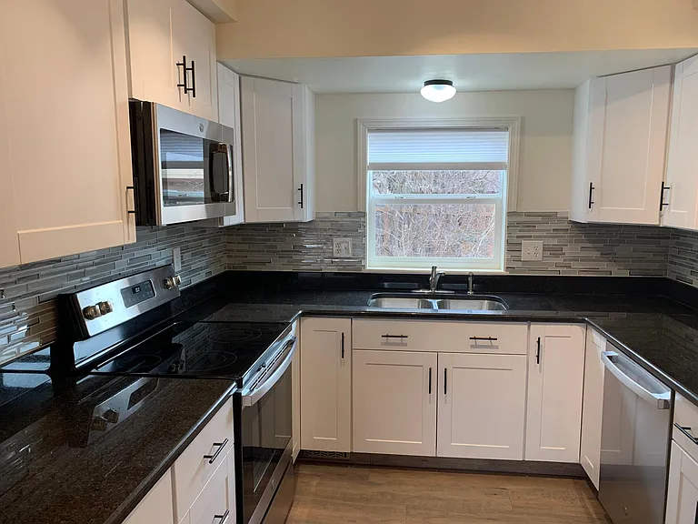 2950 Banderas Ln — Photo 3