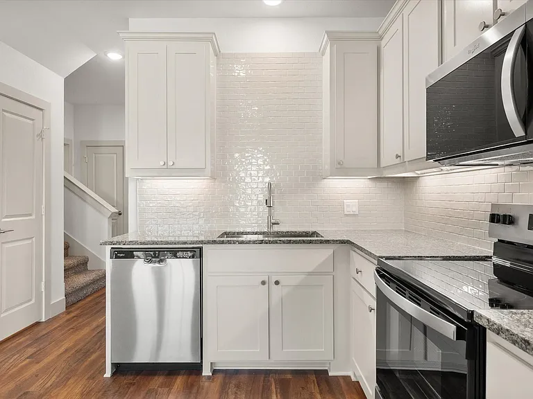 508 E Kimball St #2 — Photo 12
