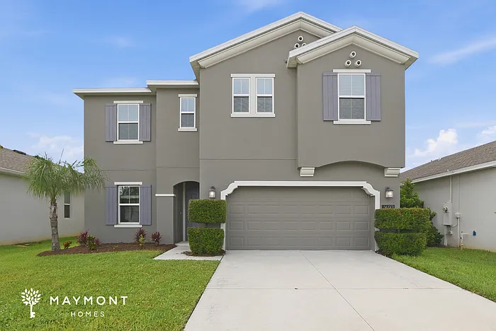 1693 Chatsworth Cir — Photo 1