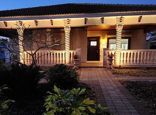 7883 Country Club Rd N, Saint Petersburg, FL 33710