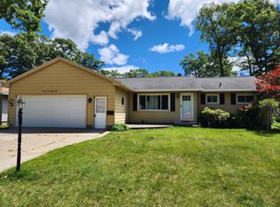 3434 Chippewa Dr, Muskegon, MI