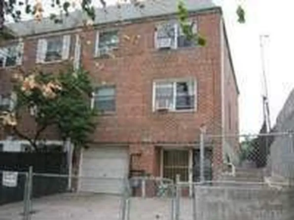2318 130th St, Flushing, NY 11356
