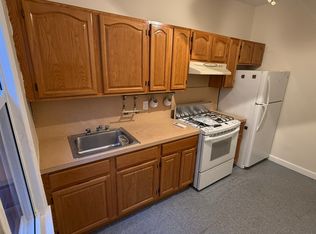 6060 Fresh Pond Rd #1F, Maspeth, NY 11378