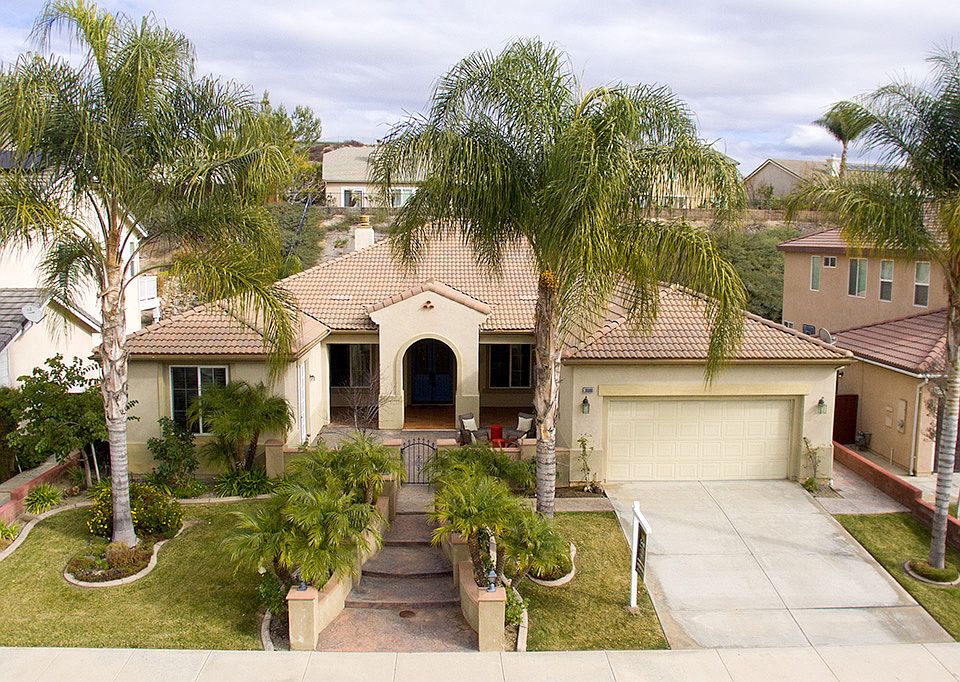 1st image of 38900 Summit Rock Ln