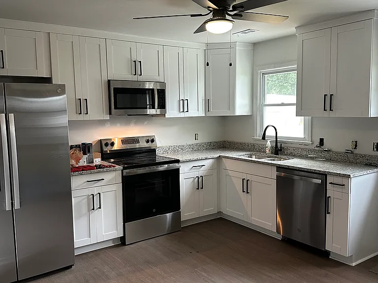 344 Hurdle Dr — Photo 4