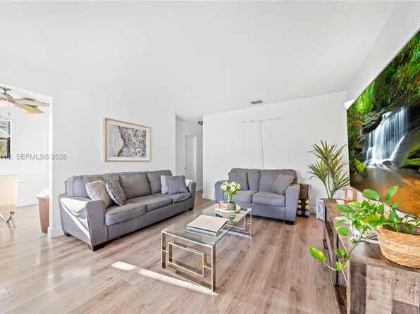 581 NW 113th St #581, Miami, FL 33168