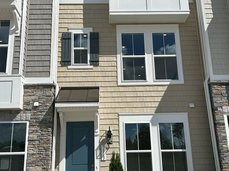 Forkleaf Oak Dr