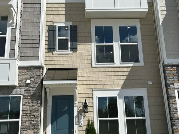 9113 Forkleaf Oak Dr, Fredericksburg, VA 22407