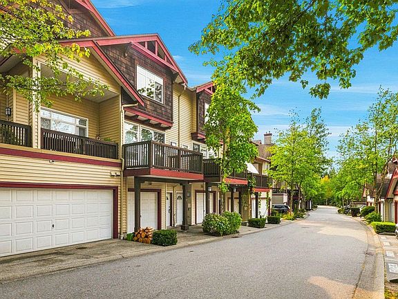 2nd image of 15 Forest Park Way #27
