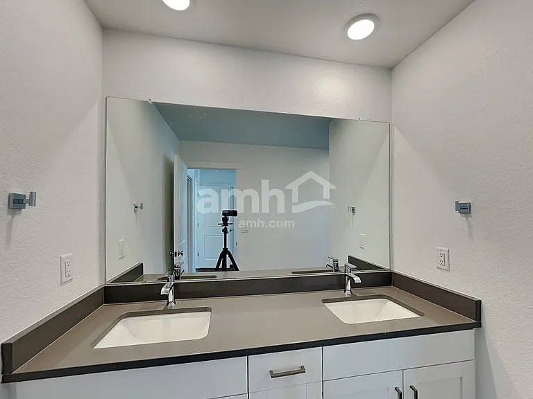 23526 E 2nd Pl — Photo 9