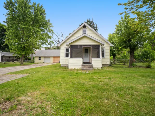 807 Winifred St, Jackson, MI 49202