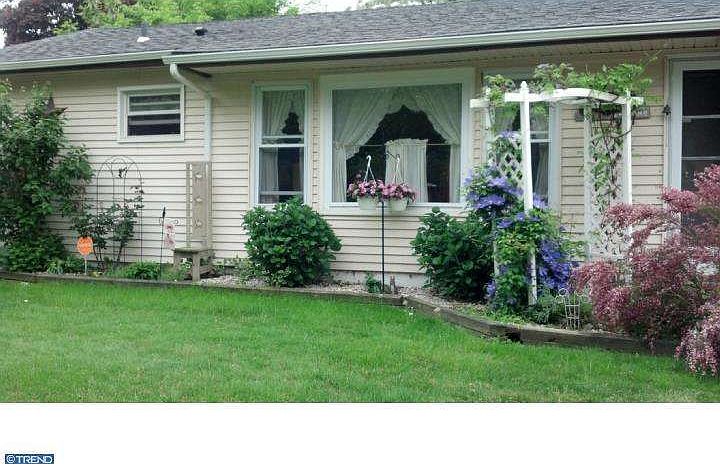 1st image of 40 Saint John Dr