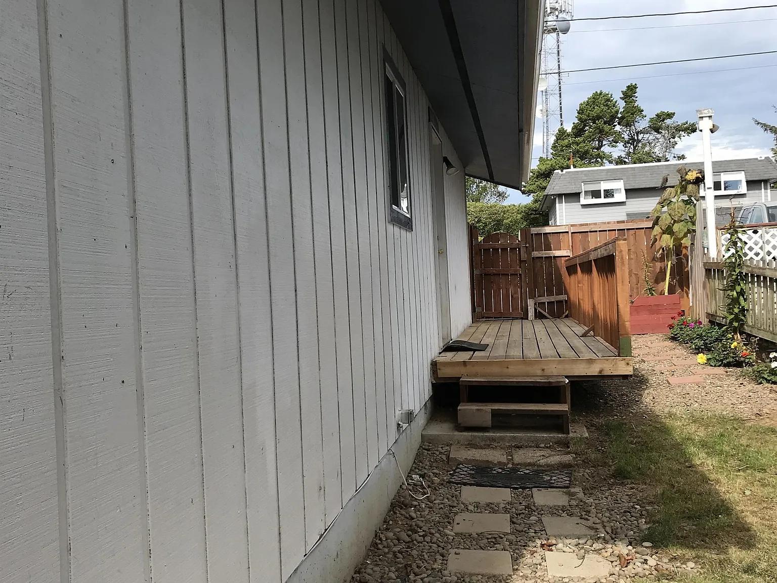 219 Northwest 20th Street - 1 — Photo 4