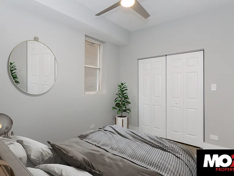 1213 W Erie St #1F — Photo 6