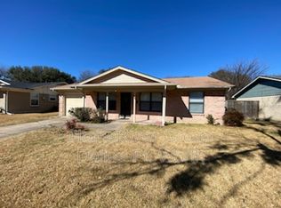 607 Fairview Dr, Richardson, TX 75081