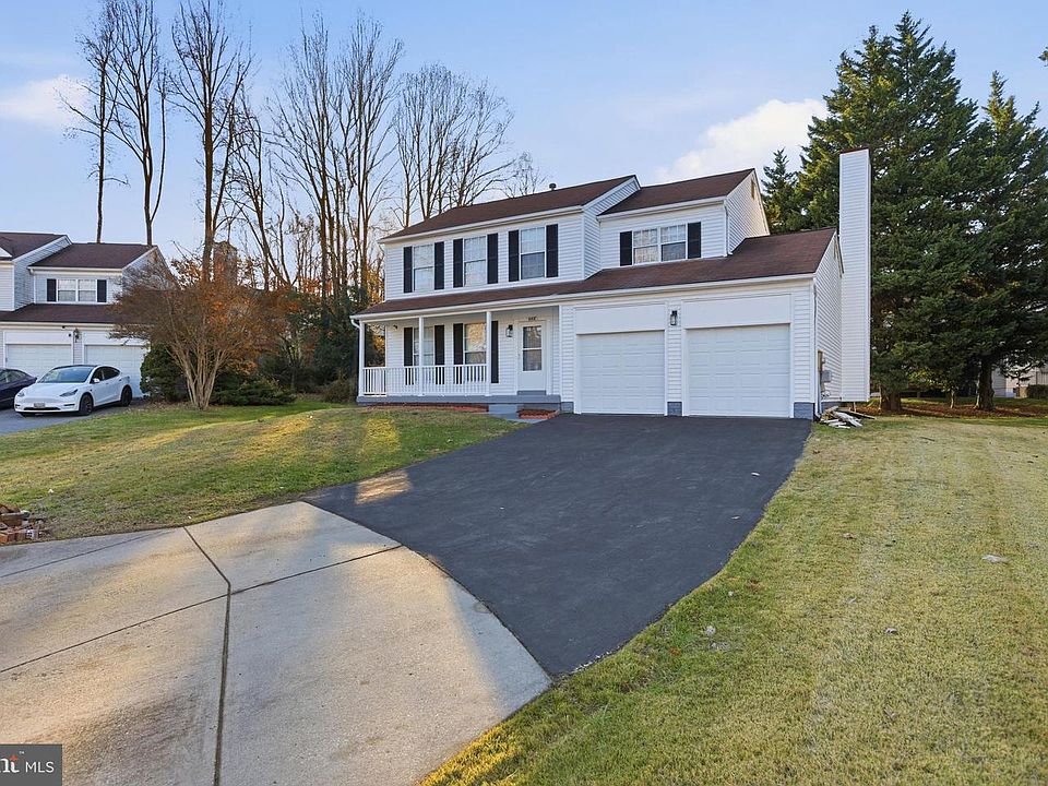 1st image of 402 Red Leaf Ct