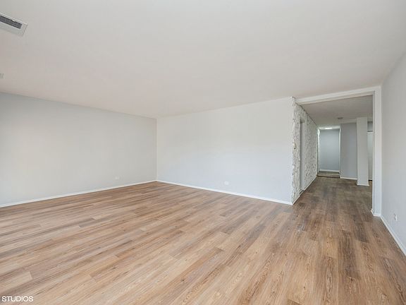 4th image of 251 Marengo Ave APT 2H