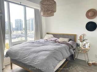 28 Avondale Ave #903, Toronto, ON M2N0K2