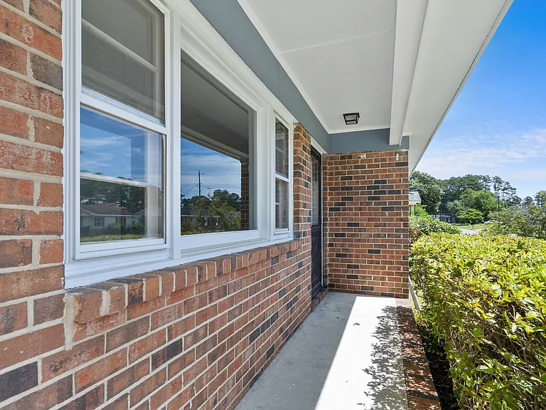 5215 Longbranch Dr — Photo 23