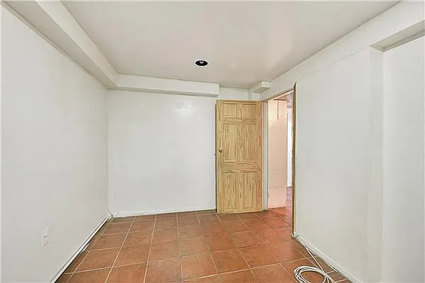 Sold by Exclusive Properties Sotheby's International Realty | media 12